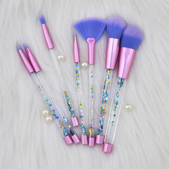 7pcs Crystal Makeup Brushes Kit + Case - Picture 7 of 11